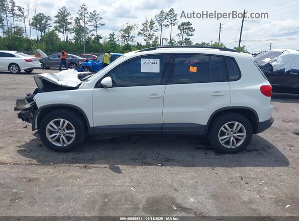 WVGAV7AX0GW589192 2016 VOLKSWAGEN TIGUAN White Вид задньої частини салону
