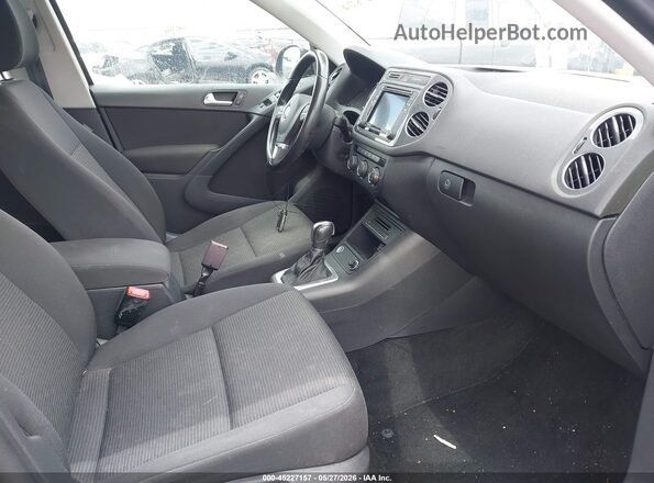 WVGAV7AX1JK004800 2018 VOLKSWAGEN TIGUAN Черный Вид салона спереди