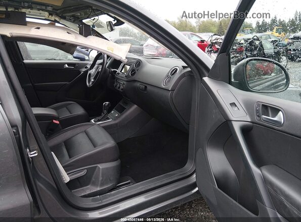 WVGAV7AX3GW565954 2016 VOLKSWAGEN TIGUAN Серый 
