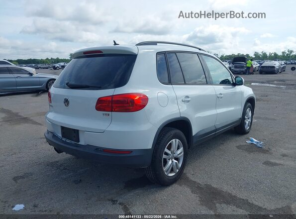 WVGAV7AX3GW580261 2016 VOLKSWAGEN TIGUAN White 
