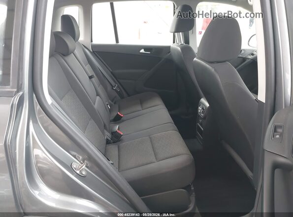 WVGAV7AX4HK044363 2017 VOLKSWAGEN TIGUAN Gray 