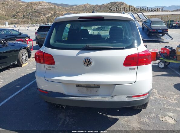 WVGAV7AX4JK005911 2018 VOLKSWAGEN TIGUAN White 