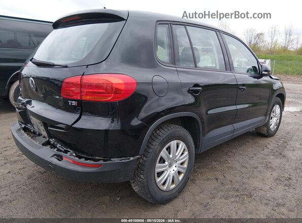 WVGAV7AX6HK049788 2017 VOLKSWAGEN TIGUAN Black 