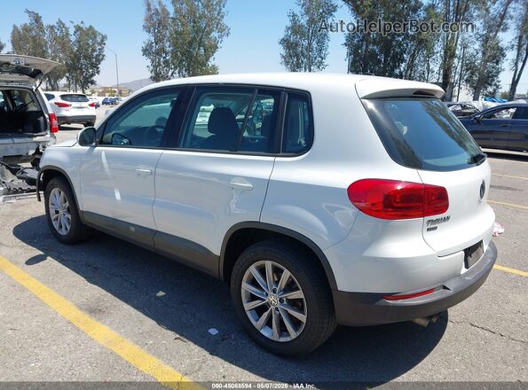 WVGAV7AX9HK054340 2017 VOLKSWAGEN TIGUAN White 