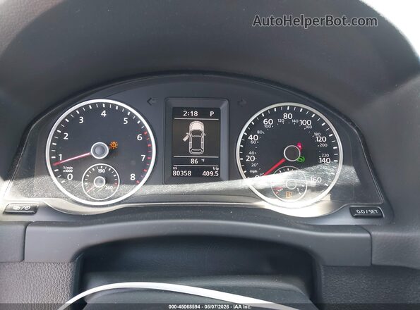 WVGAV7AX9HK054340 2017 VOLKSWAGEN TIGUAN White 