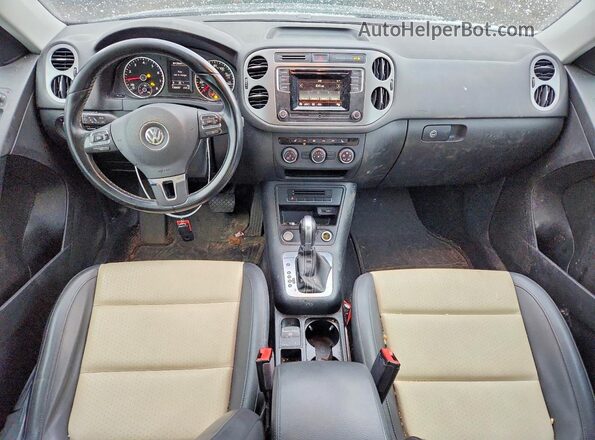 WVGBV7AX8GW598677 2016 VOLKSWAGEN TIGUAN Gray 