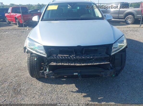 WVGEF9BP4GD008829 2016 VOLKSWAGEN TOUAREG Silver Front view