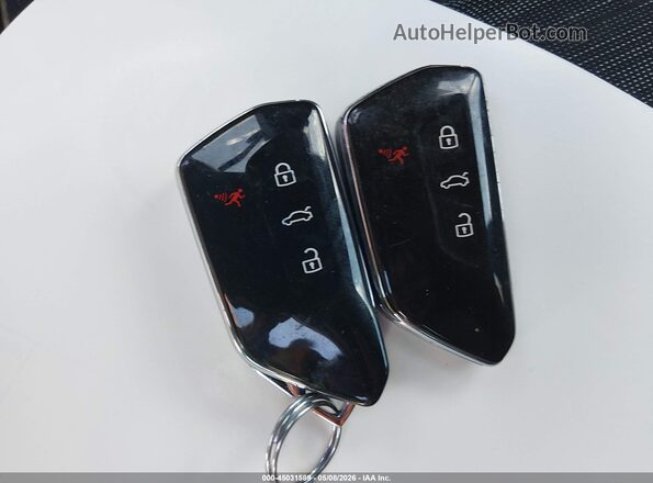 WVGJNPE27MP058334 2021 VOLKSWAGEN ID.4 Gray Vista del salpicadero