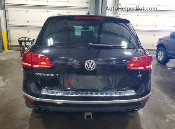 WVGRF7BP5HD006143 2017 VOLKSWAGEN TOUAREG Black Вид ззаду