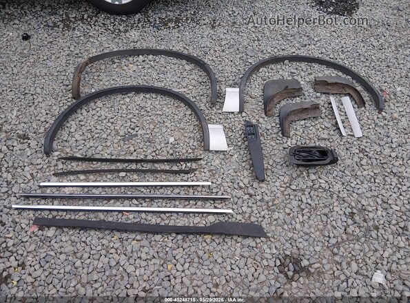 WVGRF7BP6HD001033 2017 VOLKSWAGEN TOUAREG Silver 