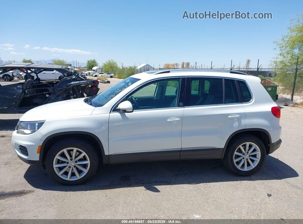 WVGRV7AX8HK003205 2017 VOLKSWAGEN TIGUAN White Սալոնի 360 աստիճան տեսք