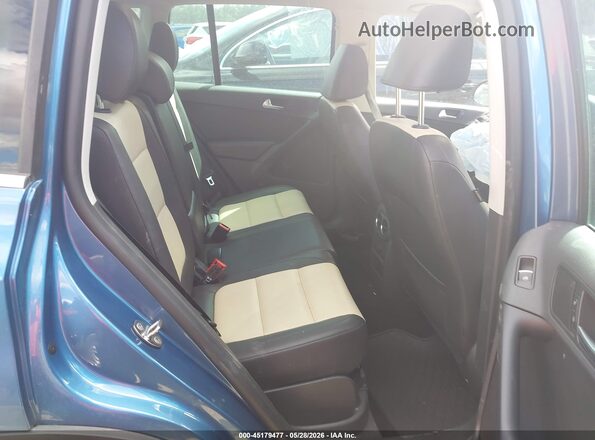 WVGSV7AX2HK002486 2017 VOLKSWAGEN TIGUAN Синий Вид наклейки с VIN-кодом
