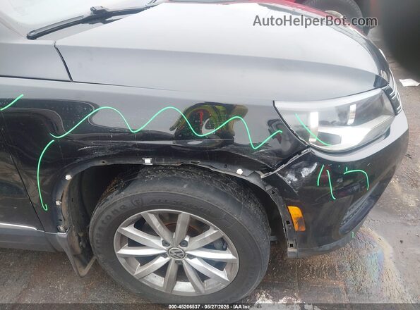 WVGSV7AX2HK015142 2017 VOLKSWAGEN TIGUAN Black 