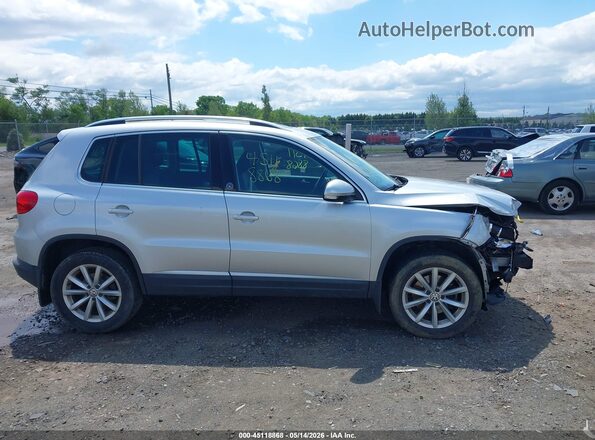 WVGSV7AX5HK023901 2017 VOLKSWAGEN TIGUAN Silver 