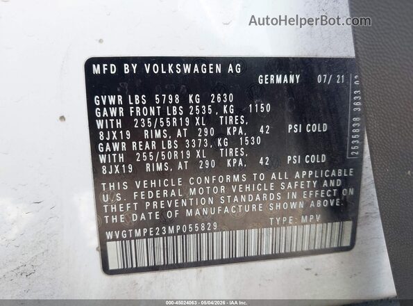 WVGTMPE23MP055829 2021 VOLKSWAGEN ID.4 White Vista del compartimento del motor