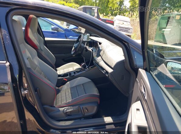 WVW2A7CDXPW149598 2023 VOLKSWAGEN GOLF Black Widok wnętrza z przodu