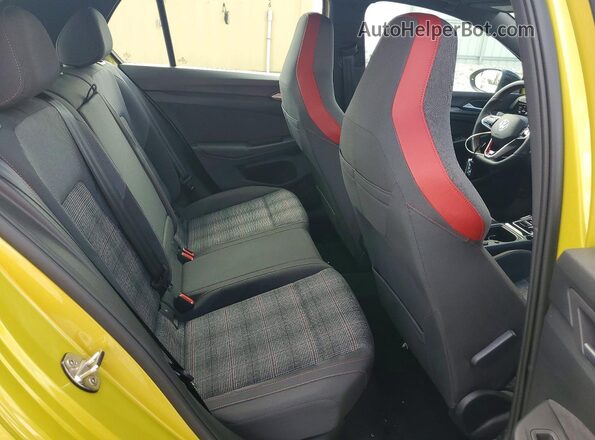WVW8A7CD3PW193677 2023 VOLKSWAGEN GTI Yellow Հետևի նստատեղերի տեսք