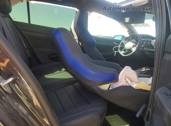 WVWEB7CD3RW178826 2024 VOLKSWAGEN GOLF Black Вид задніх сидінь