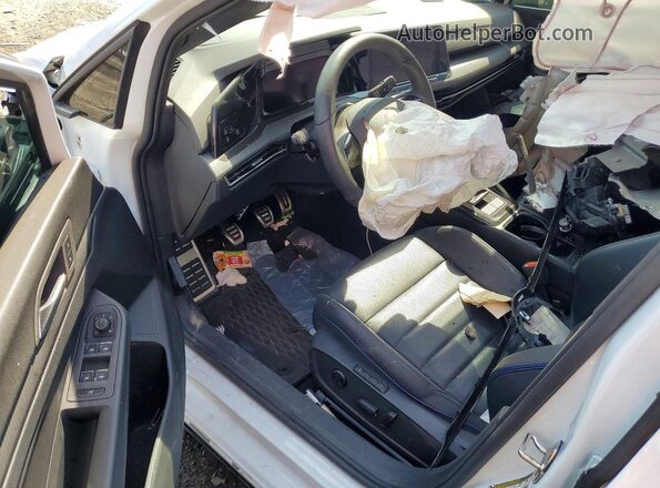 WVWFB7CD1RW224254 2024 VOLKSWAGEN GOLF Белый Вид панели приборов