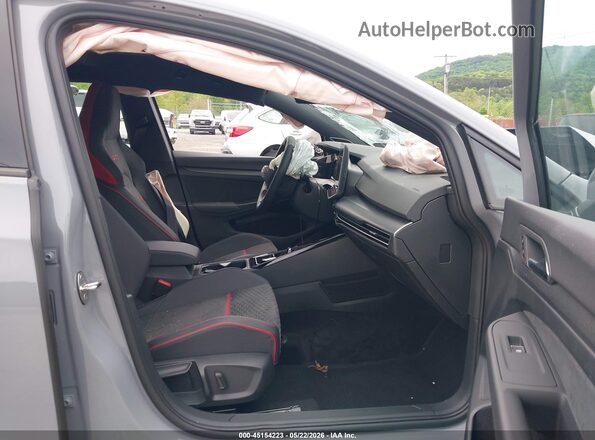 WVWSE7CD3TW236127 2026 VOLKSWAGEN GOLF Gray Widok wnętrza z przodu