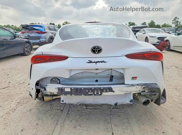 WZ1DB0C01NW050726 2022 TOYOTA GR White წინა სალონის ხედი
