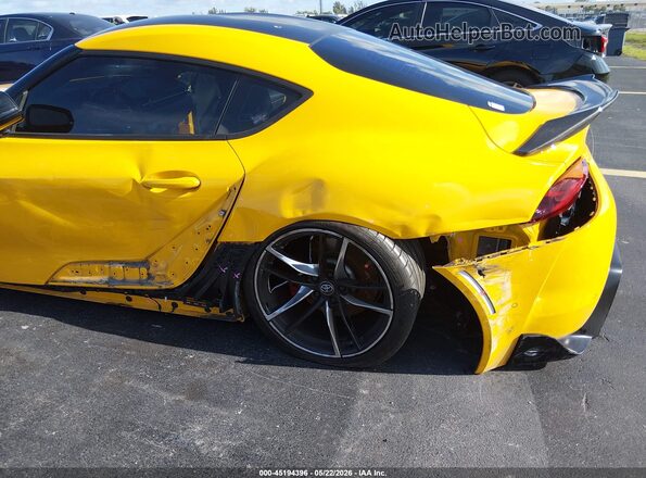 WZ1DB0C02MW038700 2021 TOYOTA GR SUPRA Желтый 