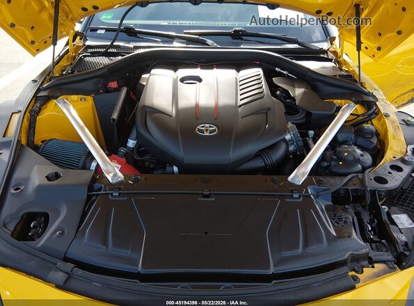 WZ1DB0C02MW038700 2021 TOYOTA GR SUPRA Желтый 