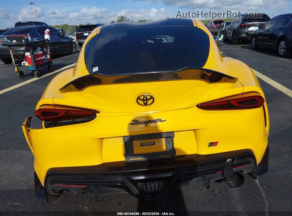 WZ1DB0C02MW038700 2021 TOYOTA GR SUPRA Желтый 