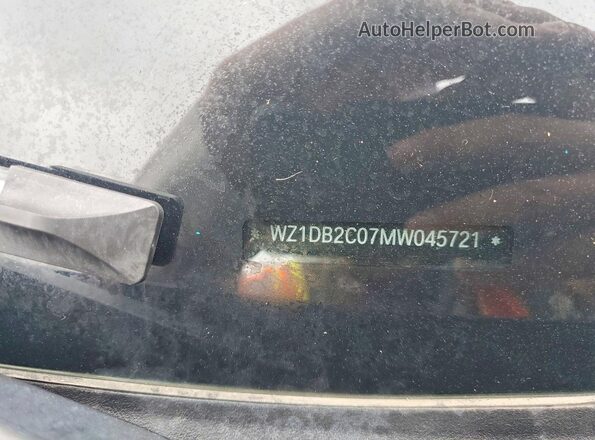 WZ1DB2C07MW045721 2021 TOYOTA GR Black ძრავის განყოფილების ხედი