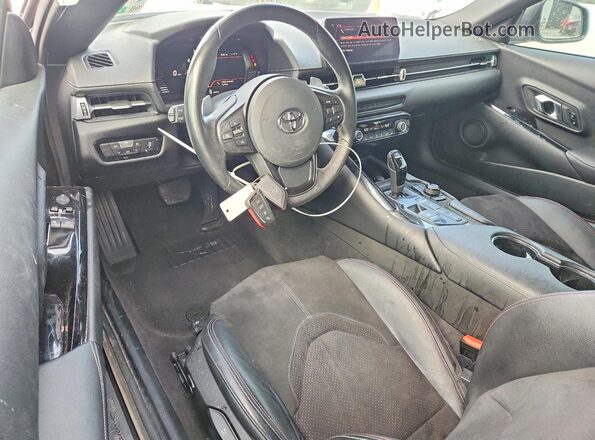 WZ1DB2C09NW050209 2022 TOYOTA GR Silver წინა პანელის ხედი
