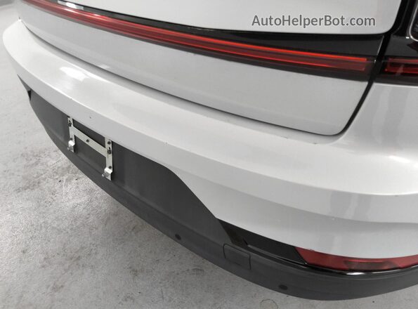 YSMEG3KA4PL131017 2023 POLESTAR 2 White 