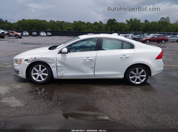 YV126MFK5G2408865 2016 VOLVO S60 White Vista interior de 360 grados