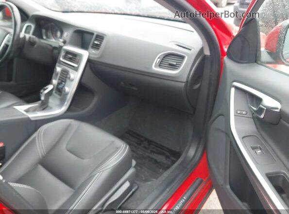 YV126MFL2H2430462 2017 VOLVO S60 Red Вид салону спереду