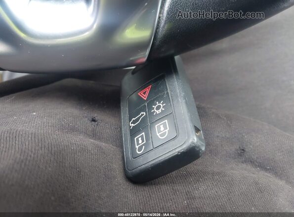 YV140MTL5J2462634 2018 VOLVO S60 White Dashboard view