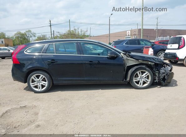 YV1612SKXG1307949 2016 VOLVO V60 Black 