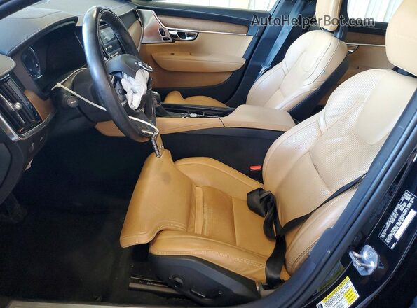 YV1A22ML1H1003472 2017 VOLVO S90 Black Вид салону спереду