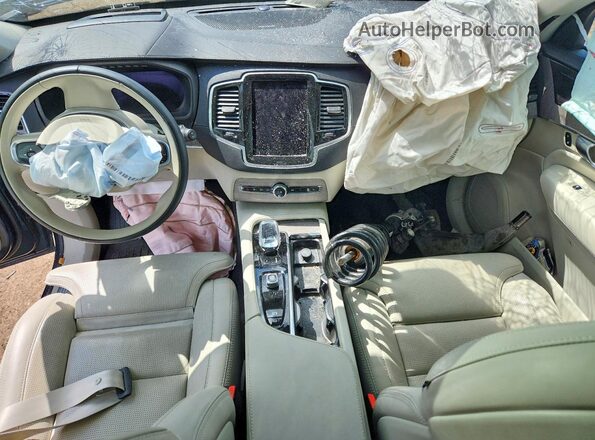 YV4062JF4R1154616 2024 VOLVO XC90 Blue Widok deski rozdzielczej