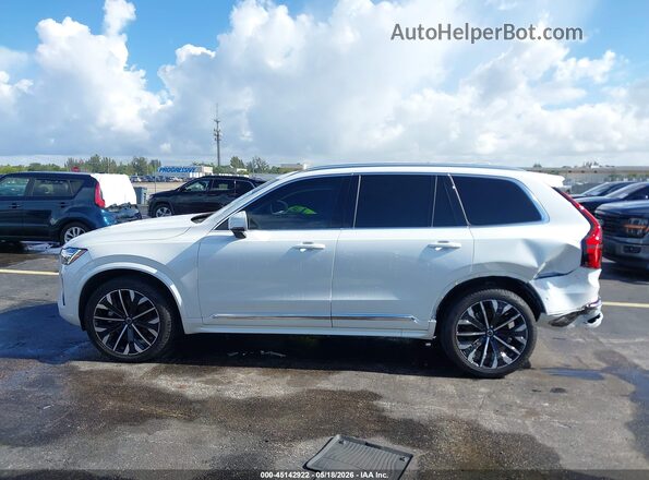 YV4062PB5S1361655 2025 VOLVO XC90 White Панорамний вид салону 360°