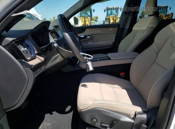 YV4062PEXT1505969 2026 VOLVO XC90 Белый Вид салона спереди
