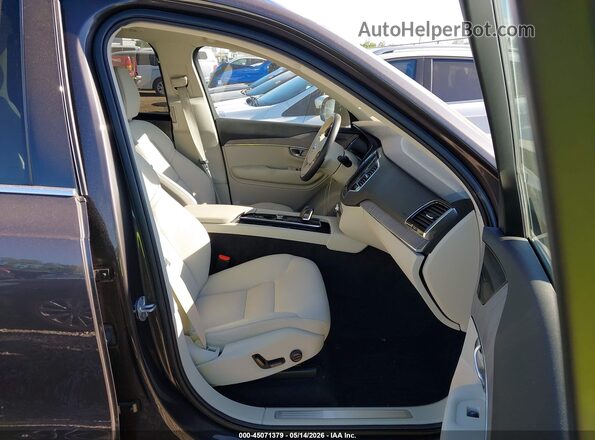 YV4062PN1P1981792 2023 VOLVO XC90 Brown წინა სალონის ხედი