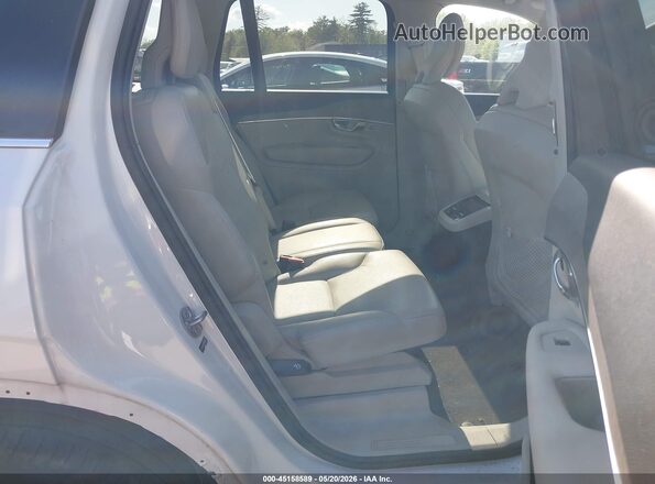 YV4062PV0P1902645 2023 VOLVO XC90 White Vista de la etiqueta del VIN