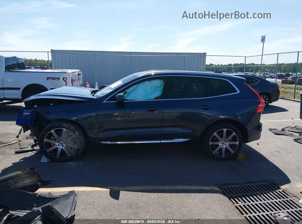 YV4102DL8L1575012 2020 VOLVO XC60 Синий Панорамный вид салона 360°