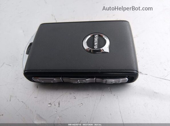 YV4102PK0L1601377 2020 VOLVO XC90 Черный 