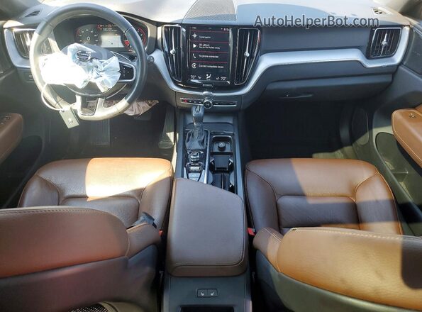 YV4102RK1L1503374 2020 VOLVO XC60 Blue Widok deski rozdzielczej