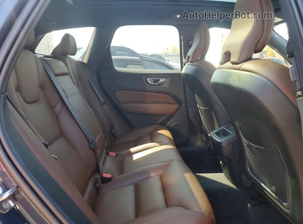 YV4102RK1L1503374 2020 VOLVO XC60 Blue Widok tylnych siedzeń