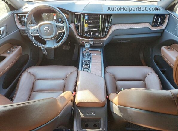 YV4102RK2M1741963 2021 VOLVO XC60 White 