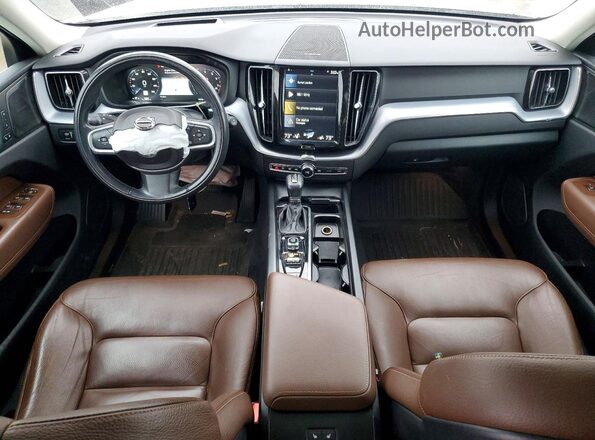 YV4102RK5L1421924 2020 VOLVO XC60 White Вид панелі приладів