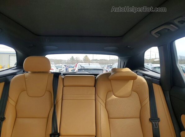YV4102RLXM1701428 2021 VOLVO XC60 Белый Вид задних сидений