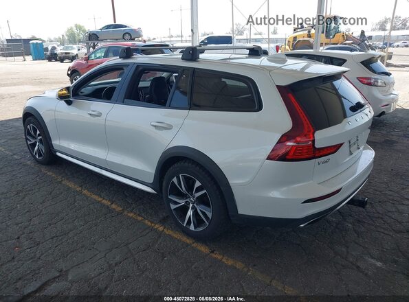 YV4102WK9L1032921 2020 VOLVO V60 CROSS COUNTRY White Tył lewy