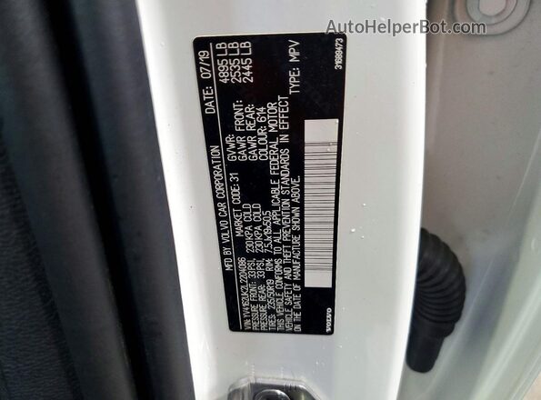 YV4162UK2L2204086 2020 VOLVO XC40 White VIN sticker view